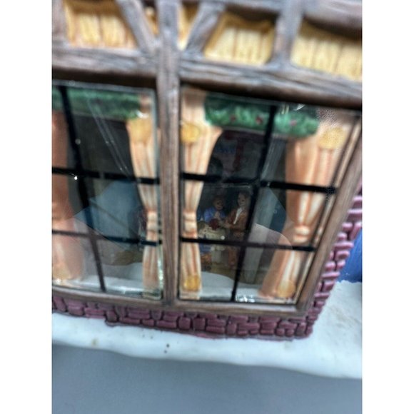 Christmas Delights House Glass Windows Inside Scene Porcelain Hand Painted Chin - Picture 10 of 12